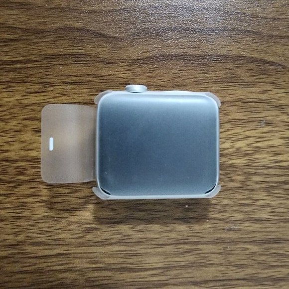 Apple Watch Series 3 GPS 42mm Silver Aluminum -   White Sports Band Model A1859 - Picture 2 of 4